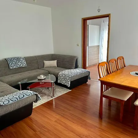 Apartment Samira *